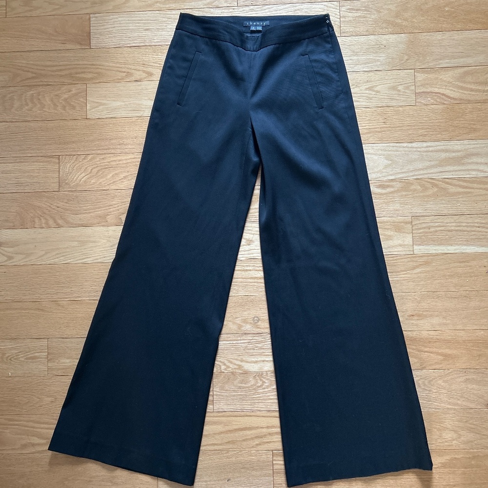 ❤️ Theory black 97 % virgin wool wide leg pants ❤️